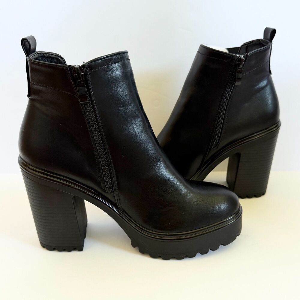 Refresh Black Faux Leather Platform Lug Sole Chelsea Boots 7.5 - Picture 5 of 8